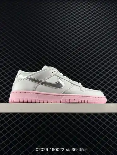 Las zapatillas Nike Dunk Low auténticas son zapatillas de tabla retro que te permiten dar grandes pa