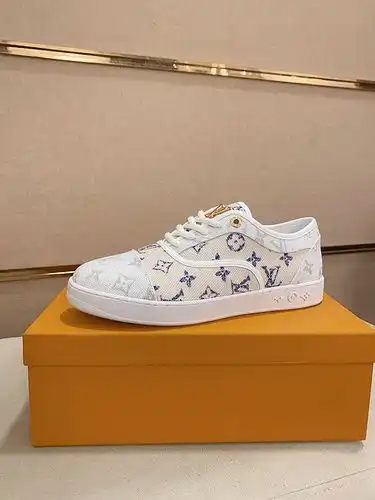 LV Mens Código de zapato 0225B30 Talla 3844