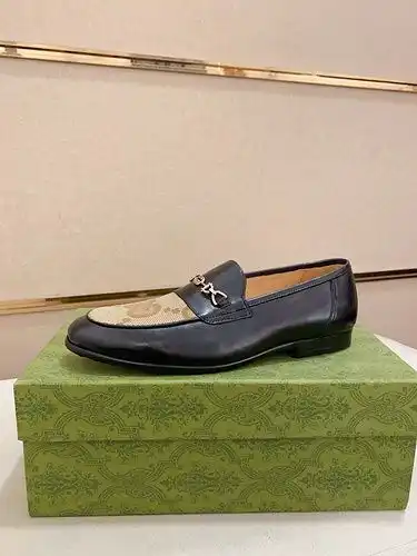 Gucci Mens Edition Código 0310B Tamaño 3844 45 personalizado no reembolsable