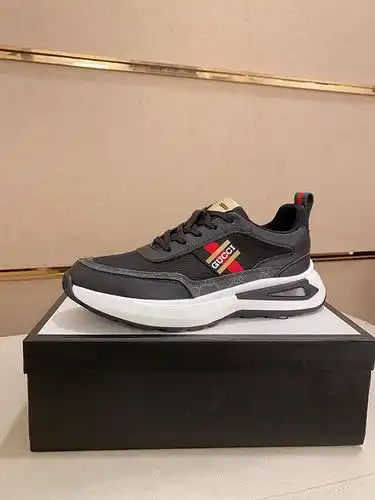 Gucci Mens zapato código 0225B60 tamaño 3844 45 46 personalizado no reembolsable