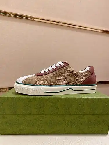Gucci Hombre Código de Estilo 0309B30 Talla 3844