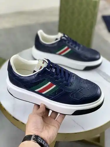 Gucci Hombres Código de Estilo 0303D60 Tamaño 3844 45 46 Personalizado