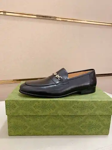 Gucci Men 's Code 0310b talla 3844 45 personalizado no reembolsable