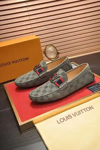 LV Código Hombre 0221B40 Talla 3844