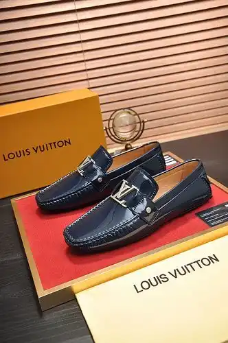 LV Código Hombre 0221B40 Talla 3844
