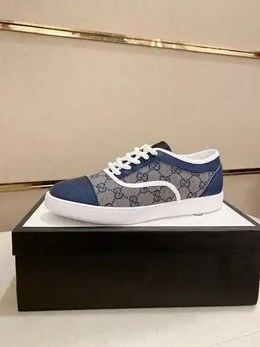 Gucci Hombre Código de zapato 0225B30 Talla 3844