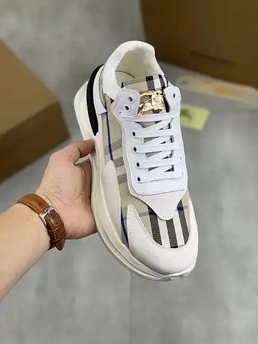 Burberry Mens Edition Código 1213B60 Talla 3844