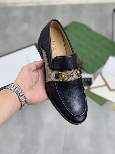 Gucci Mens Edition Código 0303C20 Talla 3844