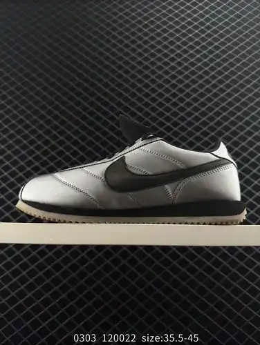 El Nike Classic Cortez es un zapato de carrera clásico para hombre ligero y cómodo Su espíritu puro 