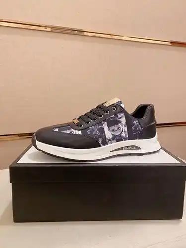 Gucci Mens Edition Código 0310B40 Talla 3844