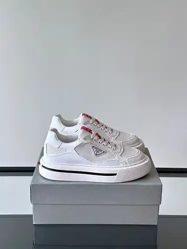 Prada Mens Edición Código 0306C40 Tamaño 3844 45 46 Personalizado