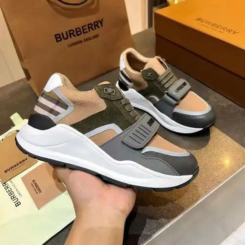 Burberry Código de pareja 0228C Talla Mujeres 3540 Hombres 3945