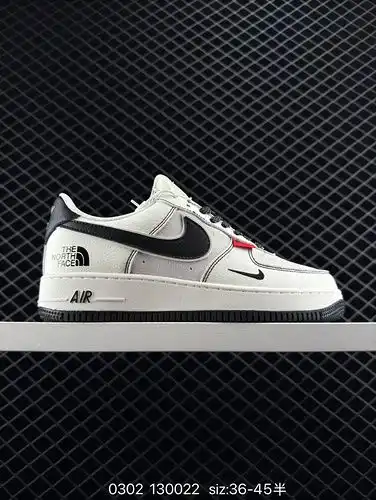 Nike Air Force 1 ampx27 07 oferta baja colaboración Suprema etiqueta roja volcada gancho azul lanudo