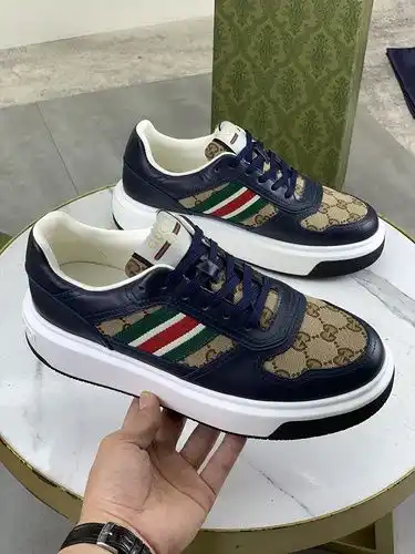Gucci Hombres Código de Estilo 0303D60 Tamaño 3844 45 46 Personalizado