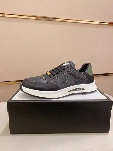 Gucci Mens Edition Código 0310B40 Talla 3844