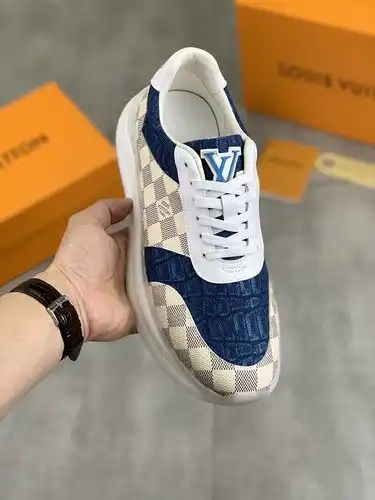LV Hombre Código 0303B60 Tamaño 3844 45 46 personalizado