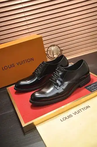 LV Código Hombre 0221B60 Talla 3844