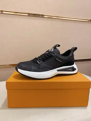 LV Código masculino 0310b60 talla 3844