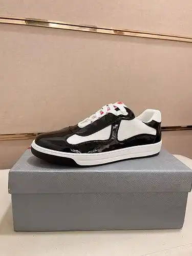 Código de calzado masculino Prada 0225c00 talla 3844