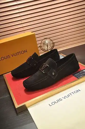 LV Código Hombre 0221B40 Talla 3844