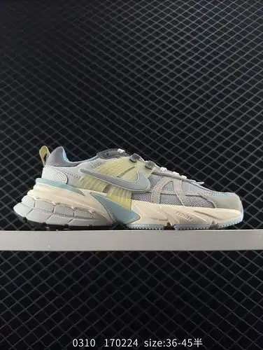 Los zapatos Nike V2K Run retro papa se llaman Runtekk El diseño se inspira en el estilo de zapatos d