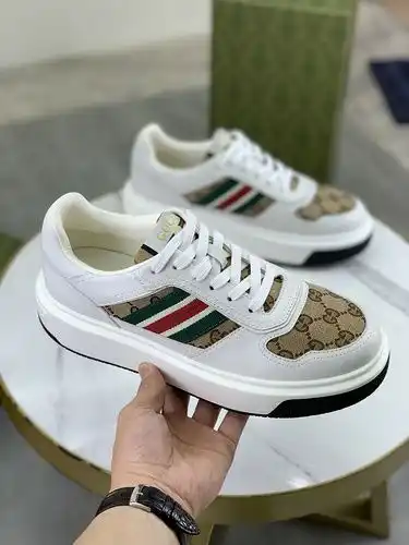 Gucci Hombres Código de Estilo 0303D60 Tamaño 3844 45 46 Personalizado