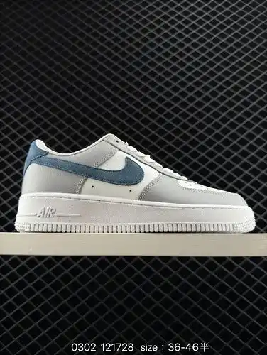 Nike Air Force 1 Bajo AF1 pequeño zapato blanco con la parte superior baja versátil gruesa altura de