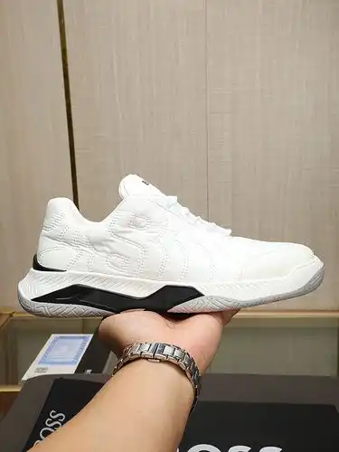 Código masculino BOSS 0306B50 Tamaño 3844 45 personalizado