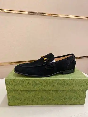 Gucci Mens Edition Código 0310B Tamaño 3844 45 personalizado no reembolsable