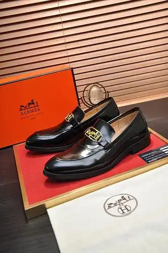 Hermes Mens Edición Código 0221B Tamaño 3844