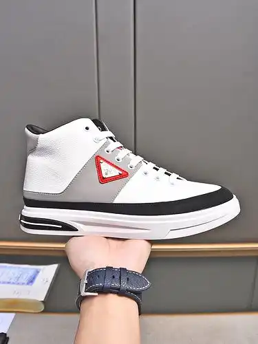 Prada Hombre Código de zapato 0227B50 Talla 3844