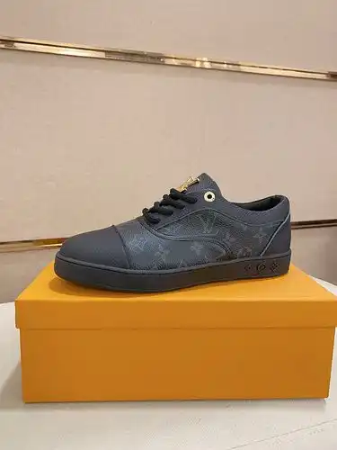 LV Mens Código de zapato 0225B30 Talla 3844