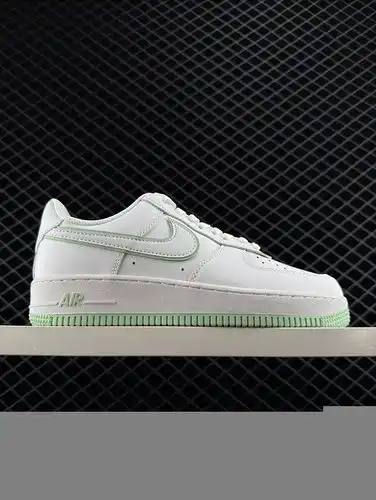 El Nike Air Force 107 Air Force one, una zapatilla deportiva casual multifuncional de gama baja con 