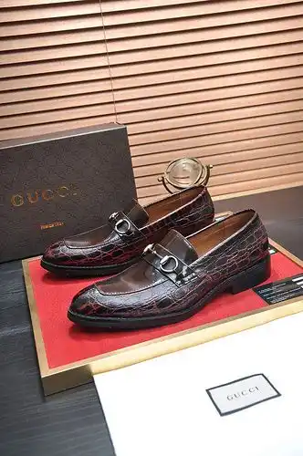 Gucci Mens Edición Código 0221B60 Talla 3844