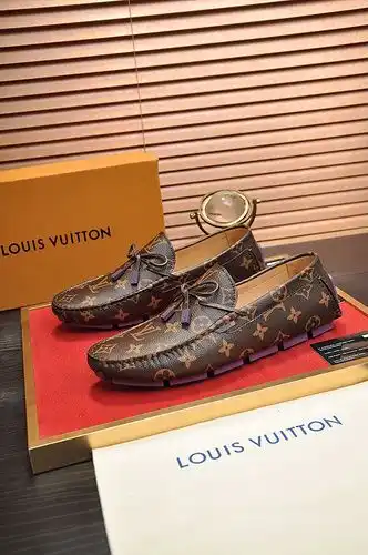 LV Código Hombre 0221B40 Talla 3844