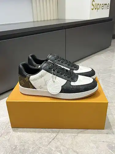 LV Hombre Código 0318B Tamaño 3844 45 personalizado