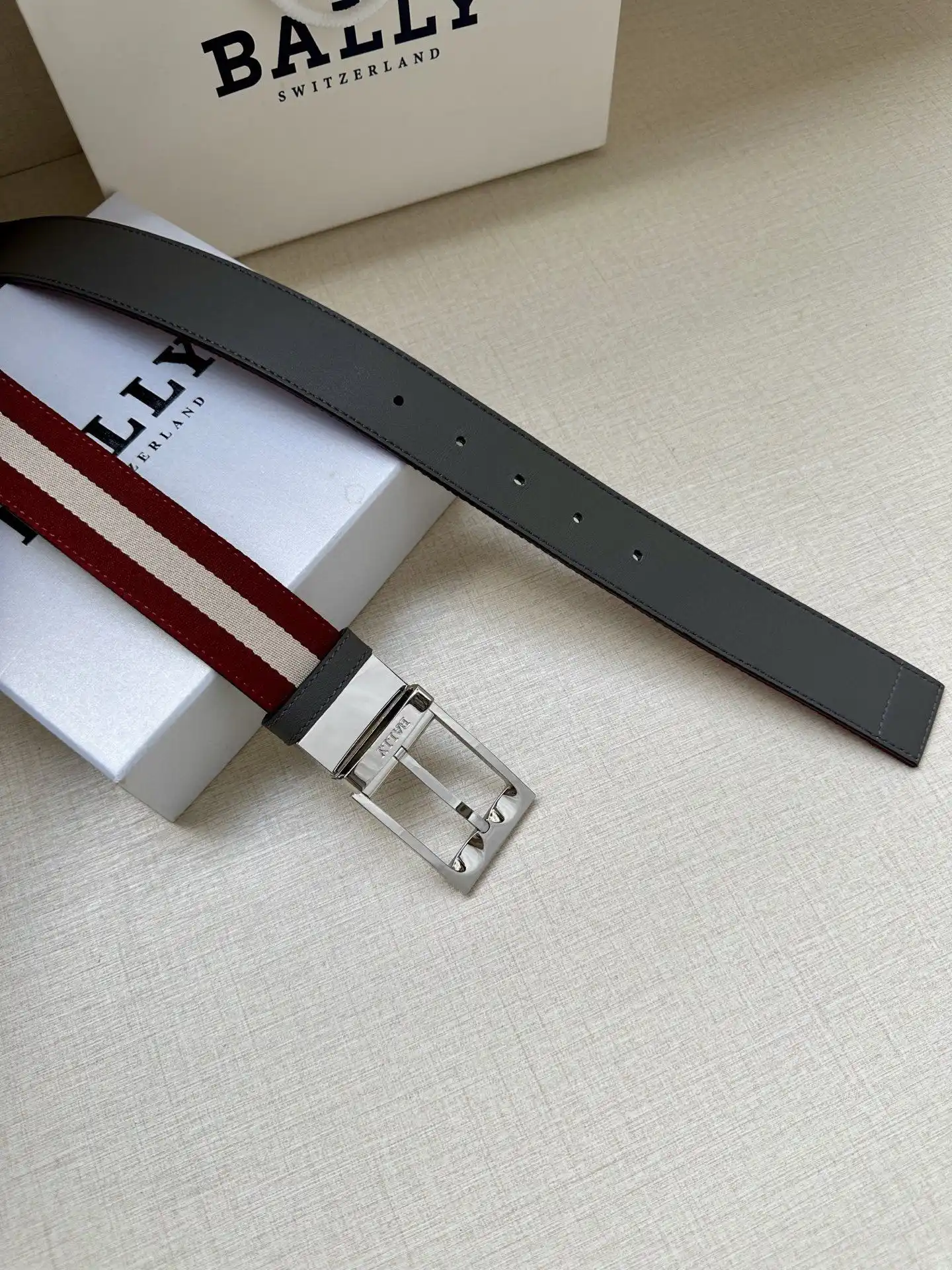 UUS8801250 (1).webp