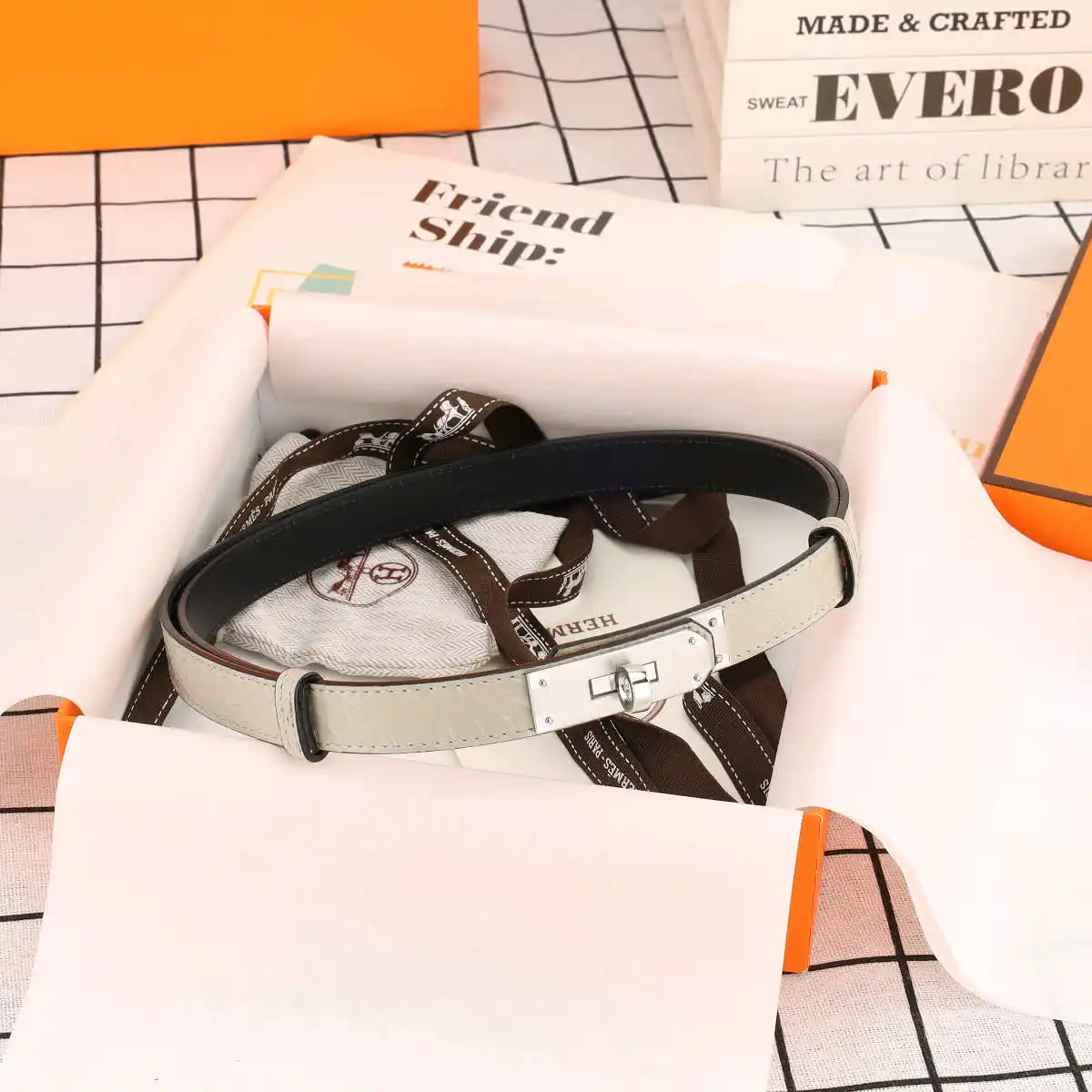 LM001200 (12).webp