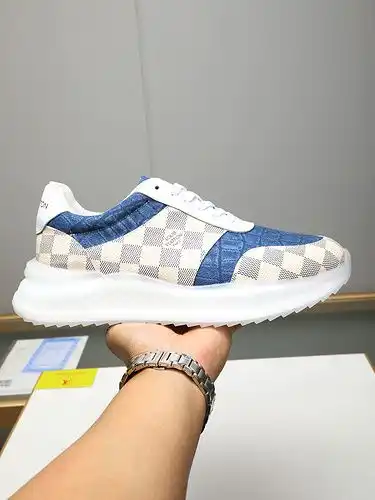 LV Hombre Código 0326B60 Tamaño 3844 45 personalizado