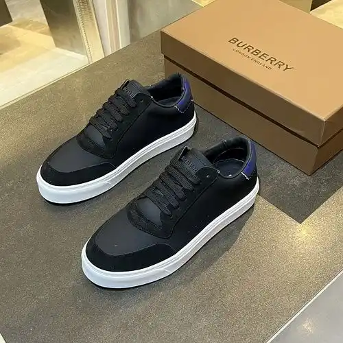 Burberry Código de pareja 0312C00 Tamaño Mujer 3540 Hombre 3945