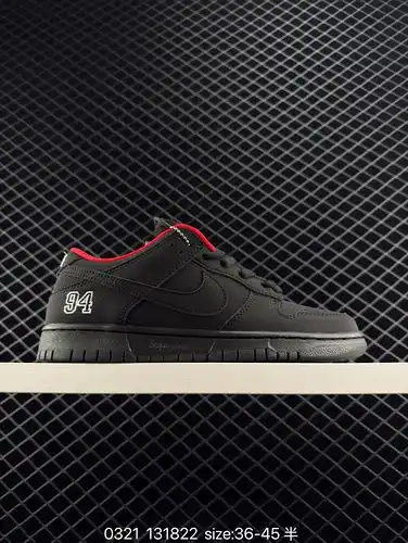 NIKE DUNK SB LOW Custom DUNK Custom Dunk SB, as the name suggests, has a classic Dunk bloodline and 