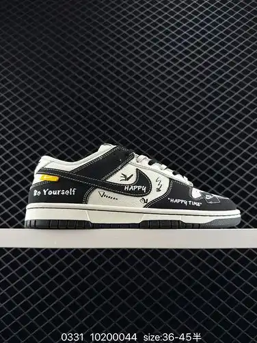 220 Nike SB Dunk Low White and Black Graffiti Pure Original Manufacturer Highly Recommended Original