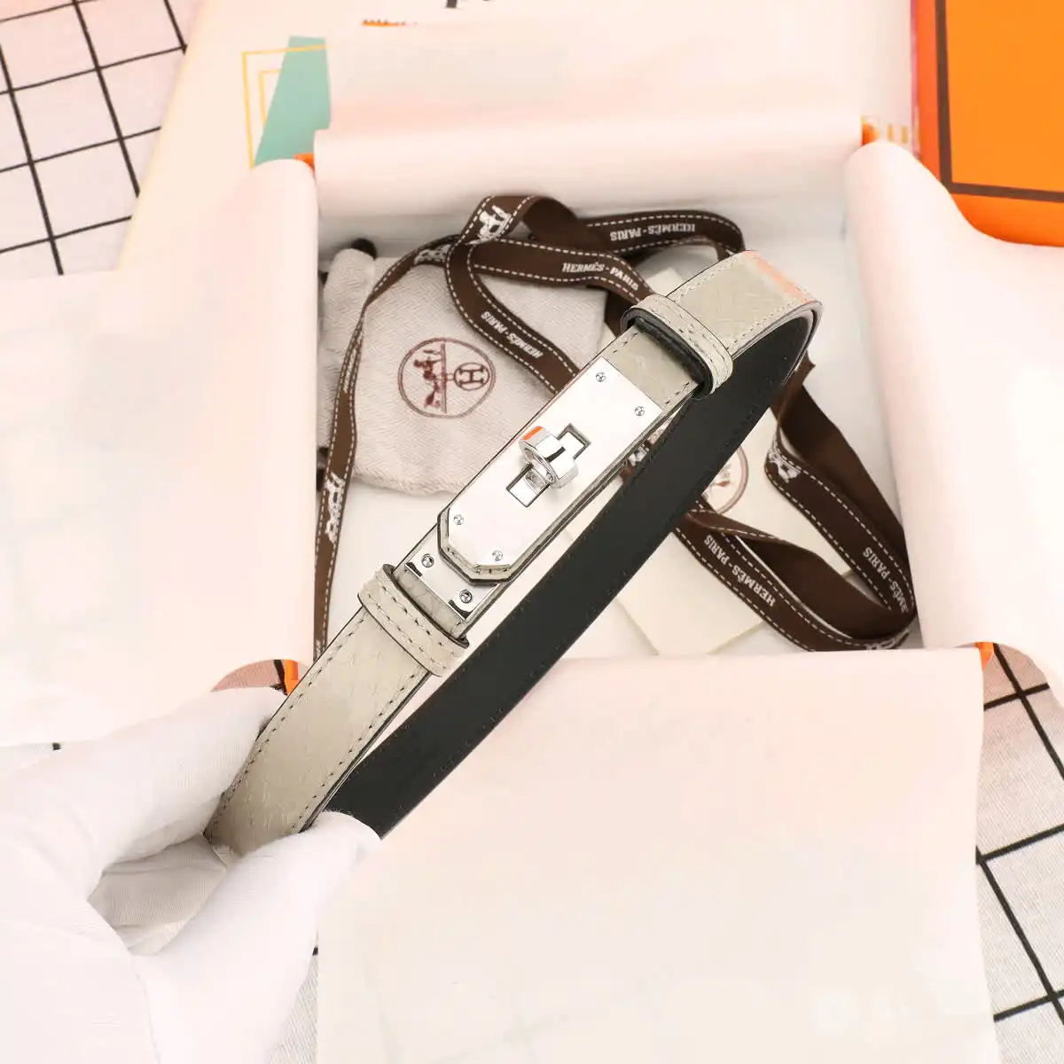 LM001200 (9).webp