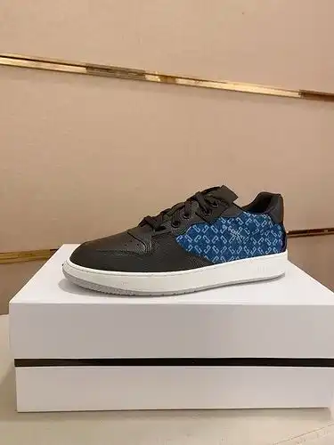 Givenchy Mens Edition Código 0321C00 Talla 3844