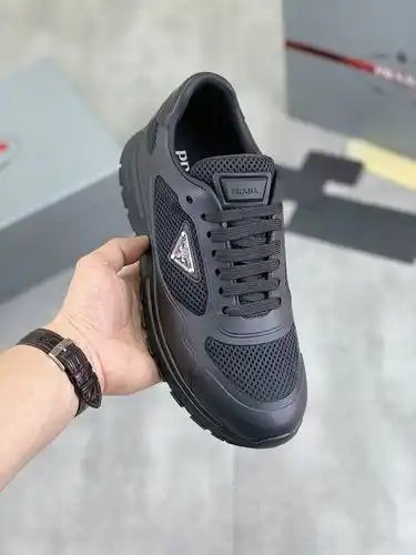 Prada Mens Edición Código 0327C20 Talla 3844