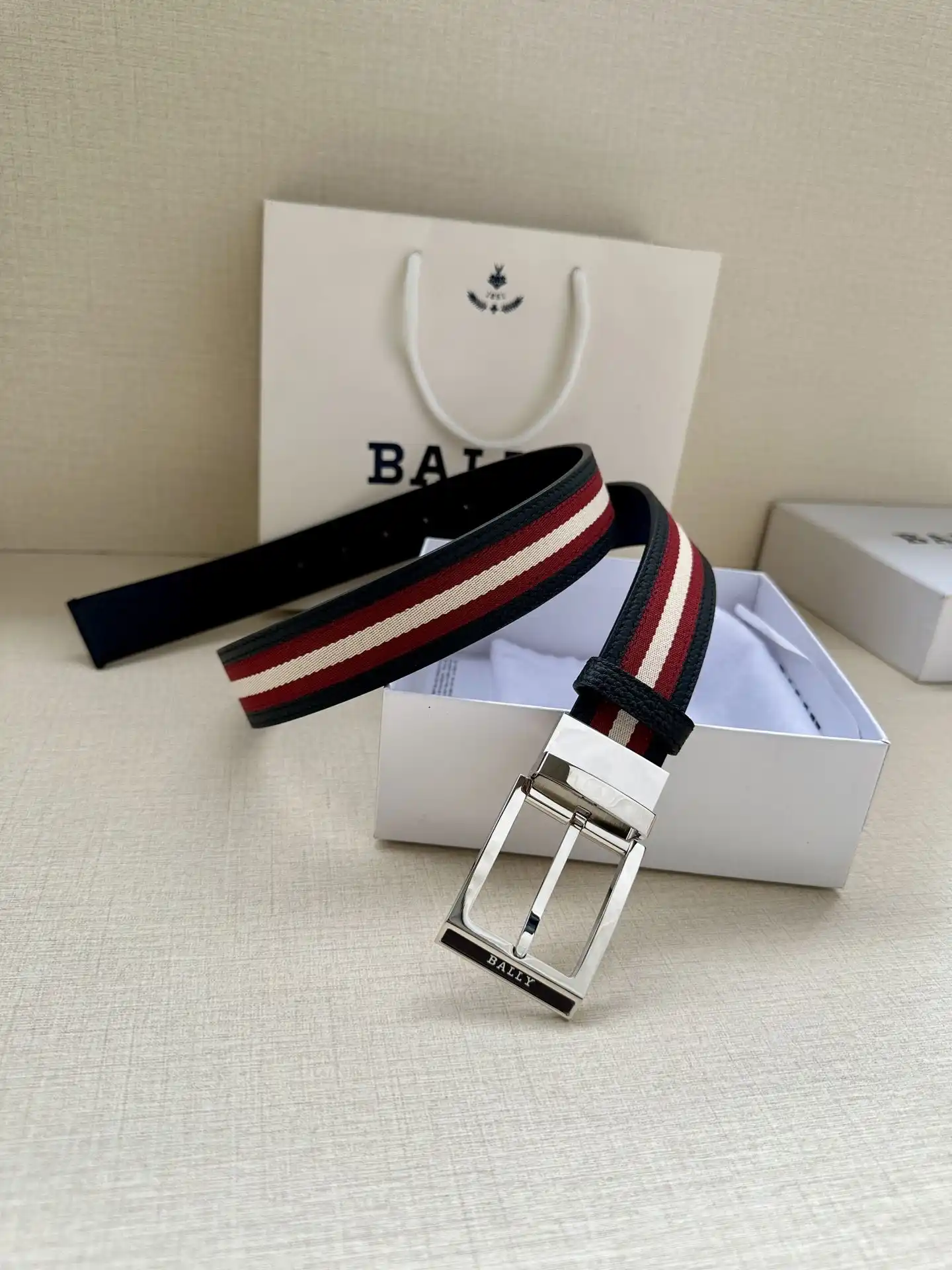 UUS8801250 (49).webp