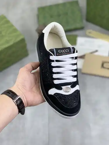 Gucci Código de Estilo de Pareja 0328C20 Tamaño Mujeres 3540 Hombres 3845