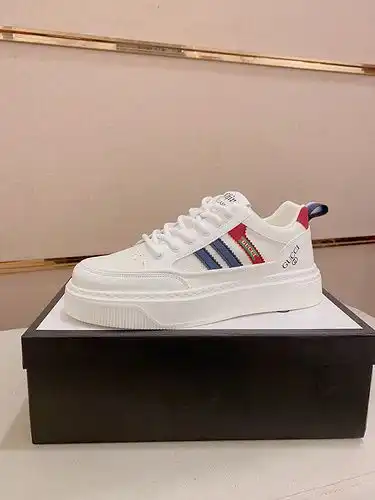 Gucci Mens Edition Código 0320B60 Talla 3844