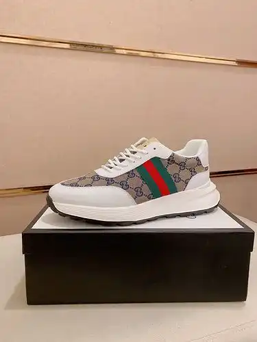 Gucci Hombres Código de Estilo 0321B60 Tamaño 3844 45 personalizado