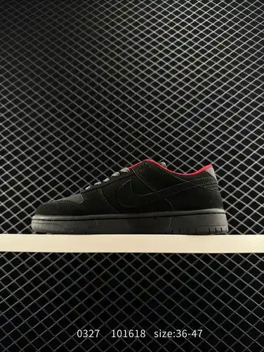 90 NIKE DUNK SB LOW Customized Color Matching Custom Dunk SB, as the name suggests, has the classic 
